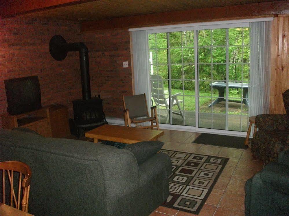 Les Chalets Bo-So-Met Villa Beaupre Exterior photo